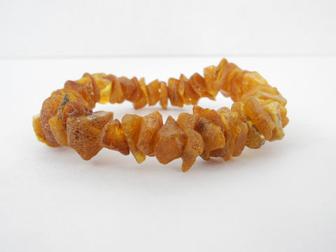 BALTIC AMBER CHIP STRETCH BRACELET RAW HONEY 18 gm 7.5 "  ALLUREGEM S1293