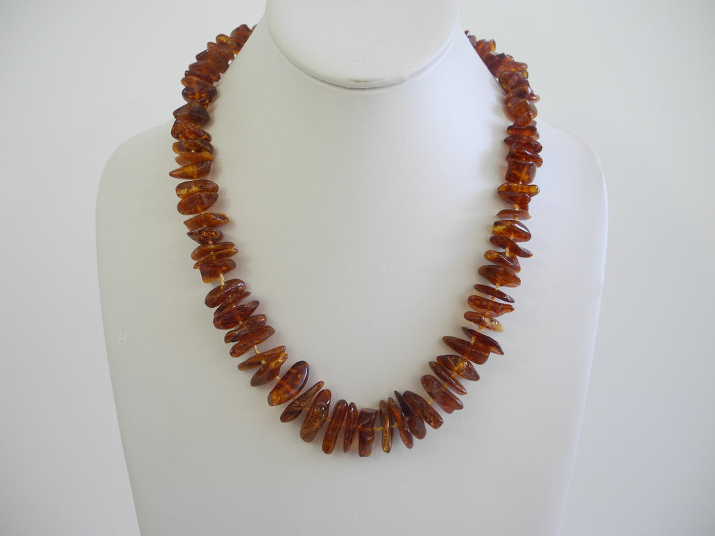 BALTIC AMBER CHIPS NECKLACE,POLISHED HONEY 33-36 gm 20 " Alluregem S1557