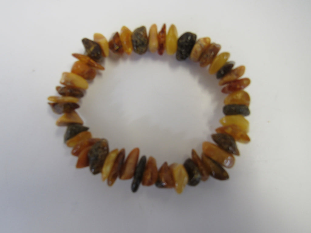 BALTIC AMBER CHIP STRETCH BRACELET MULTI-COLOR 17 gm 8 " ALLUREGEM S1368