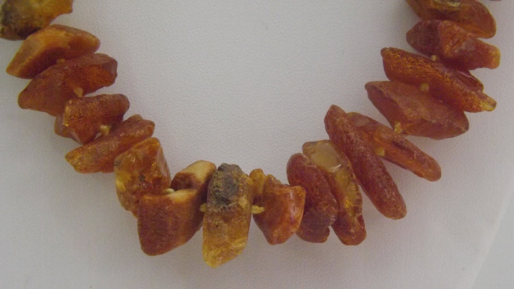 GENUINE BALTIC AMBER NECKLACE HONEY RAW CHIPS  79  gm 16-22 mm 28"  ALLUREGEM S1732