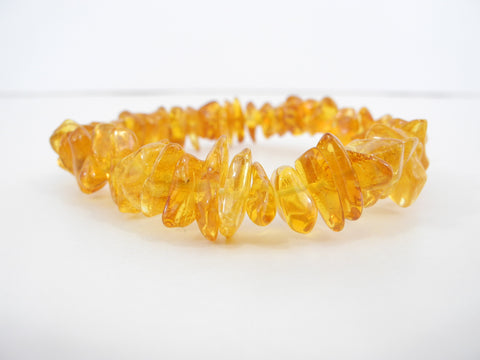 GENUINE BALTIC AMBER CHIP STRETCH BRACELET, POLISHED 14 gm 8 " ALLUREGEM S1365