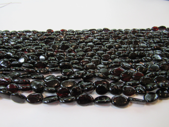 Genuine Baltic Amber Beads, Flat Cherry Beads, 8 - 10 gm, approx 9 - 12 mm, 16" Alluregem E2170