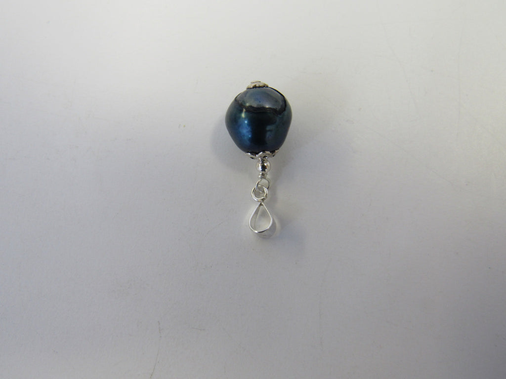 925 Sterling Silver Freshwater Pearl Pendant BLUEBERRY, 10 mm, 2 gm Alluregem S1790